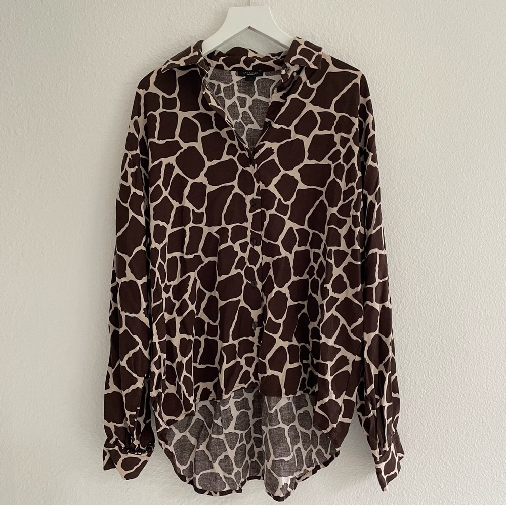 Ann Taylor Animal Giraffe Print Blouse XS